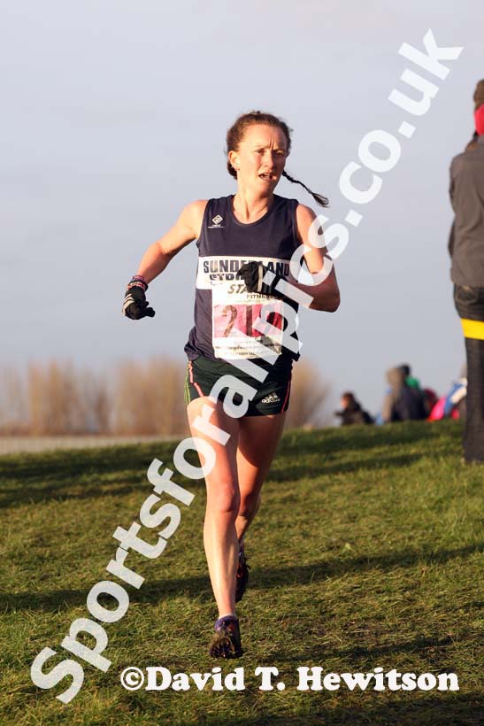 Alyson Dixon (Sunderland Strollers) 2nd senior women North Eastern Cross Country, Champs., Temple Park, South Shields. Photo: David T. Hewitson/Sports for All Pics